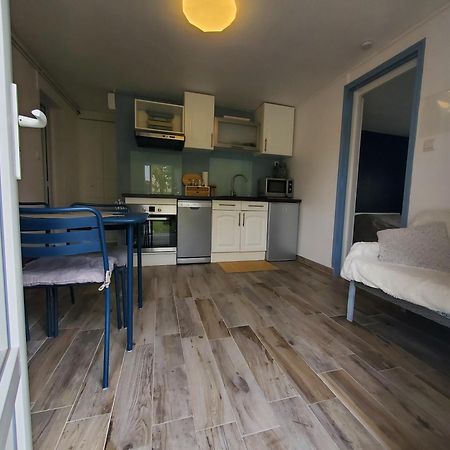 Appart 28M2 Avec Jardin Et Parking Prives, Chambre Separee Milhaud Exterior photo