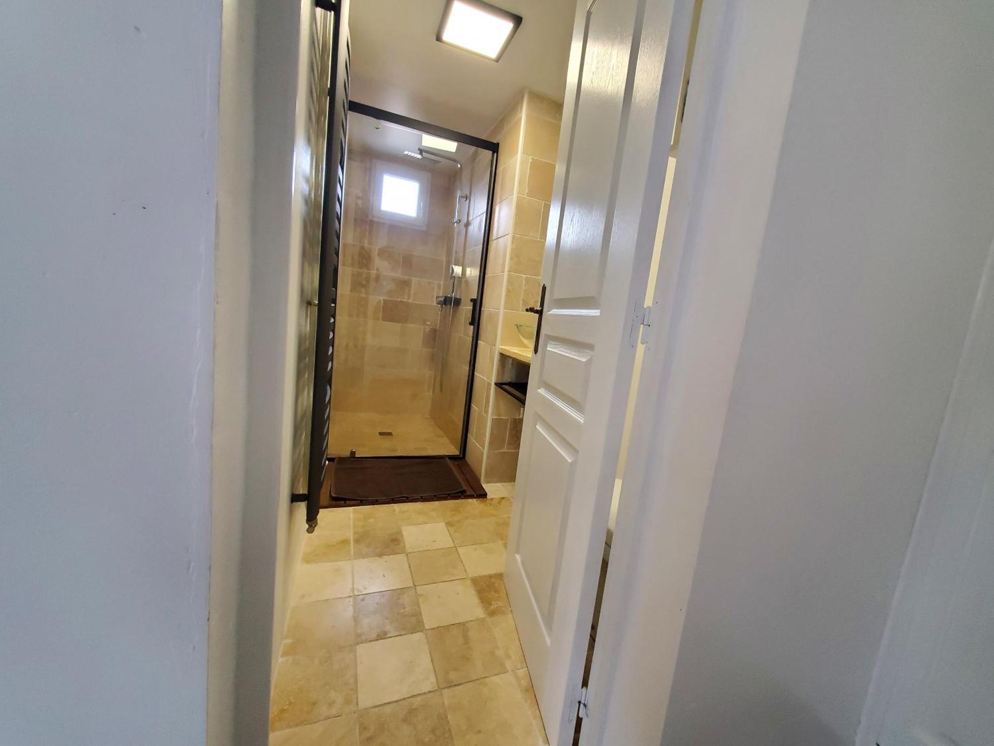 Appart 28M2 Avec Jardin Et Parking Prives, Chambre Separee Milhaud Exterior photo